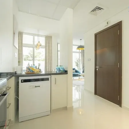 Aws Holiday Homes - Elegant Townhouse With Garden Dubai Esterno foto